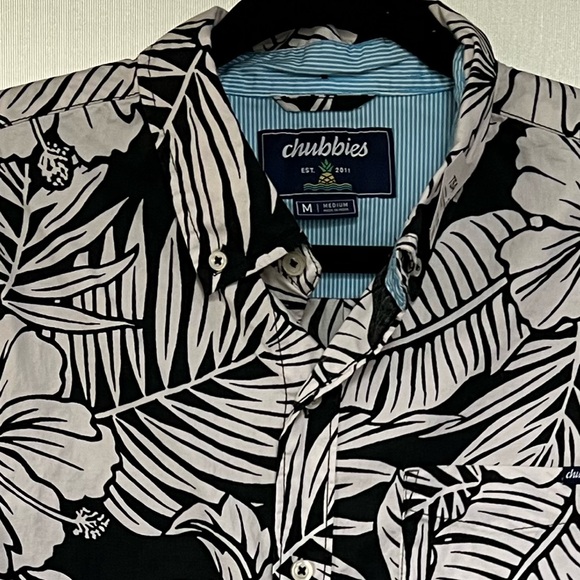 Chubbies Regular Fit Hawaiian Button Up Short Sleeve Shirt size Medium - Picture 7 of 7